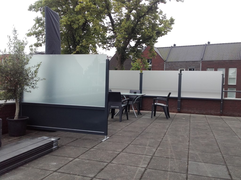 privacy met windscherm